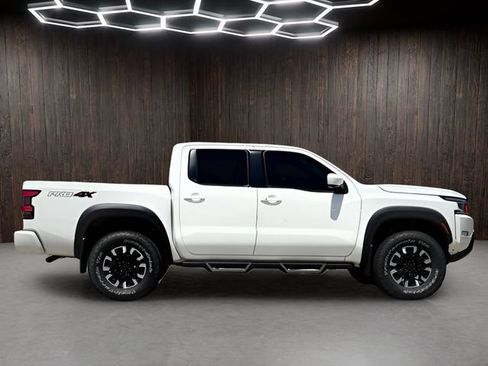 Used 2022 Nissan Frontier PRO-4X w/ Technology Package AWD/4WD image 7