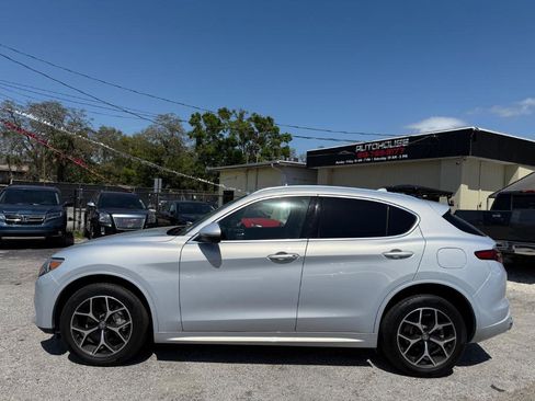 Used 2020 Alfa Romeo Stelvio Ti image 8