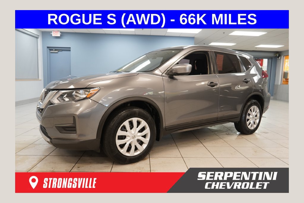 Used 2019 Nissan Rogue S AWD/4WD image 1