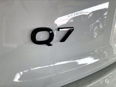 New 2026 Audi Q7 2.0T Premium AWD/4WD image 9