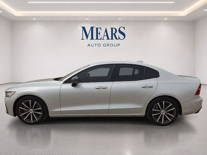 Used 2022 Volvo S60 B5 Inscription