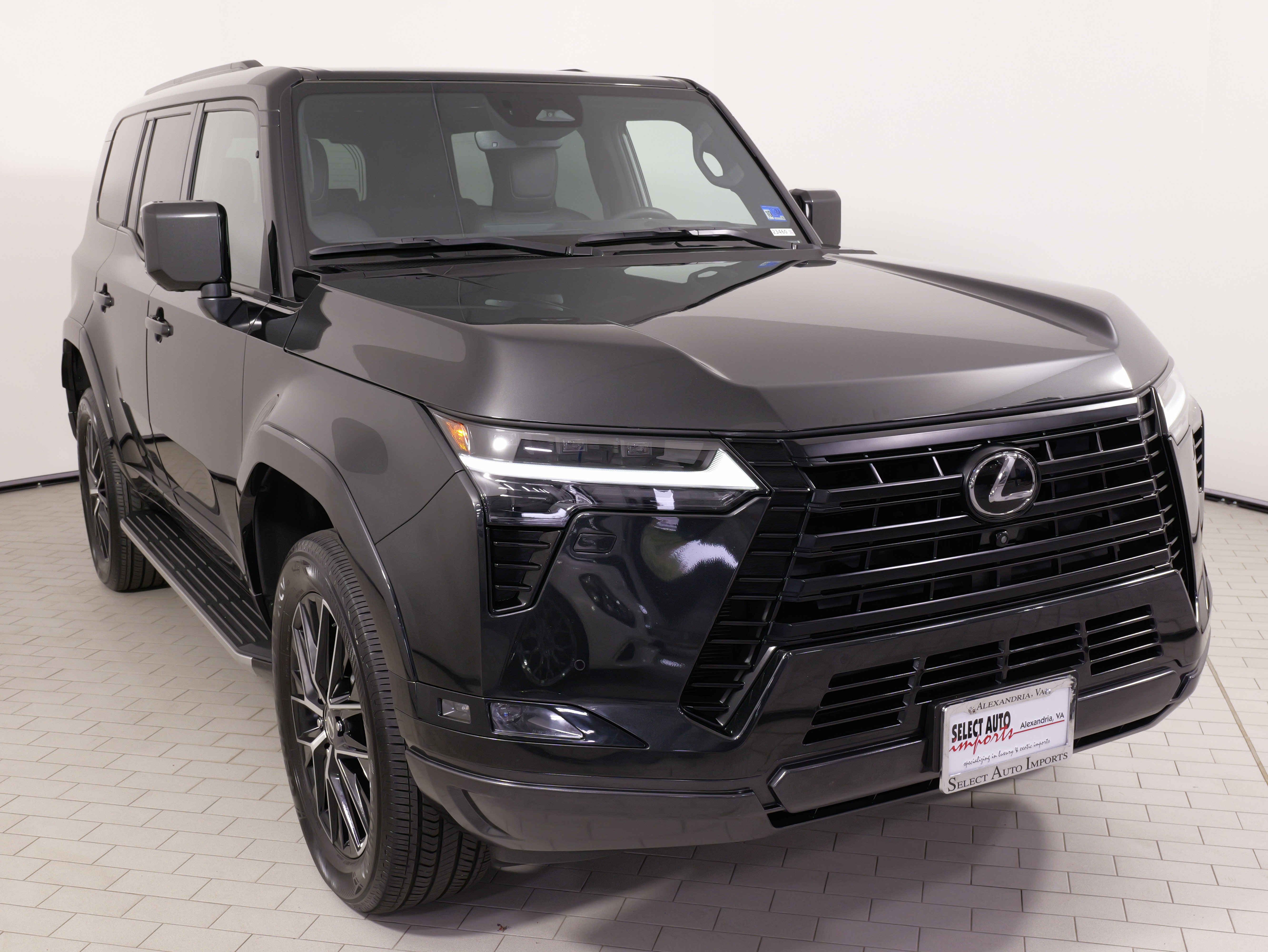 Used 2024 Lexus GX 550 w/ Accessory Package (2T) AWD/4WD image 5