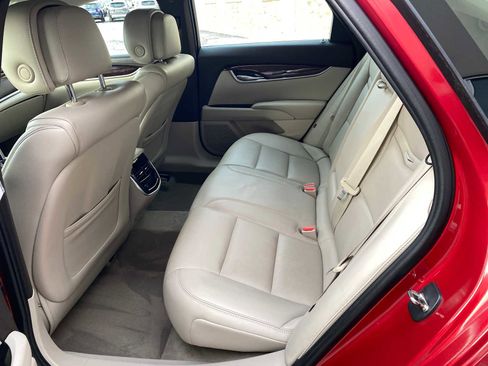 Used 2013 Cadillac XTS Luxury w/ Driver Awareness Package image 10