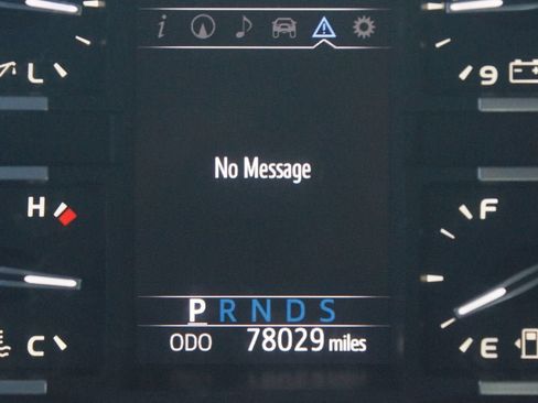 Used 2019 Toyota Tundra Limited w/ Limited Premium Package AWD/4WD image 4