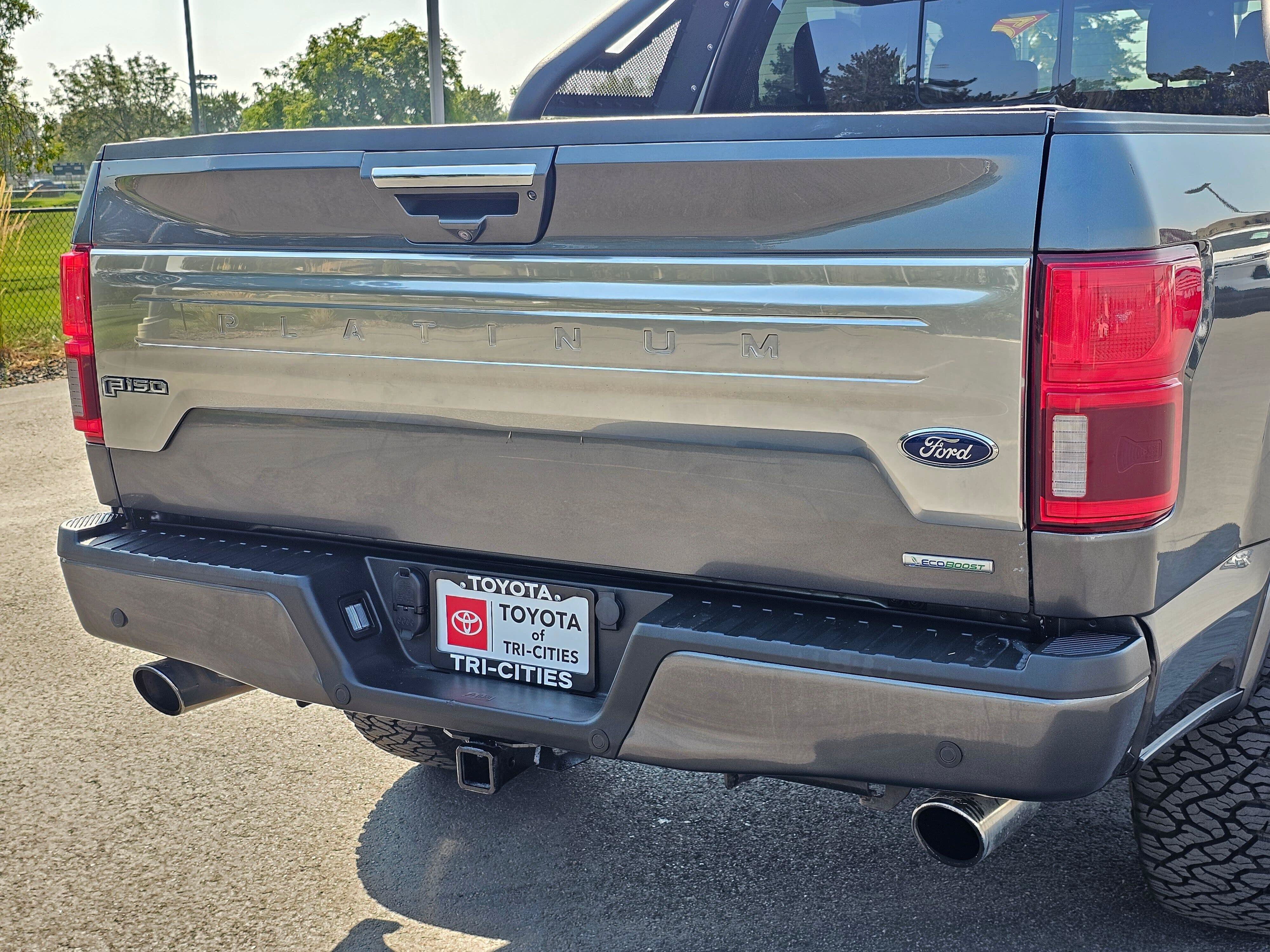 Used 2020 Ford F150 Platinum w/ Technology Package AWD/4WD image 18