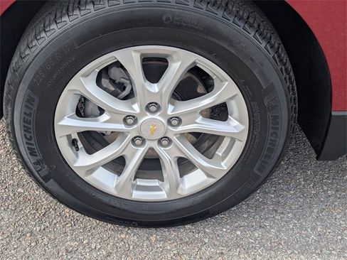 Used 2021 Chevrolet Equinox LT image 10