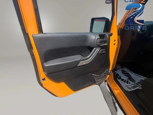 Used 2012 Jeep Wrangler Sahara w/ Connectivity Group AWD/4WD image 14