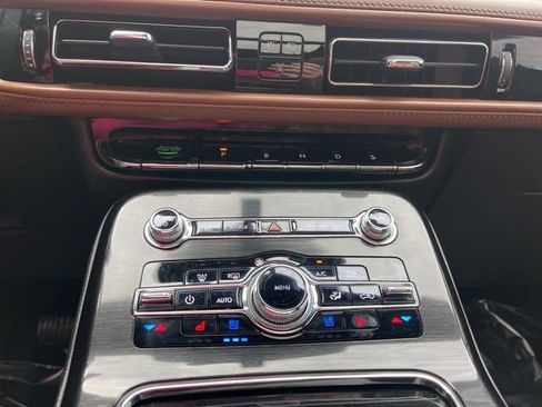 Certified 2023 Lincoln Nautilus Reserve AWD/4WD image 34