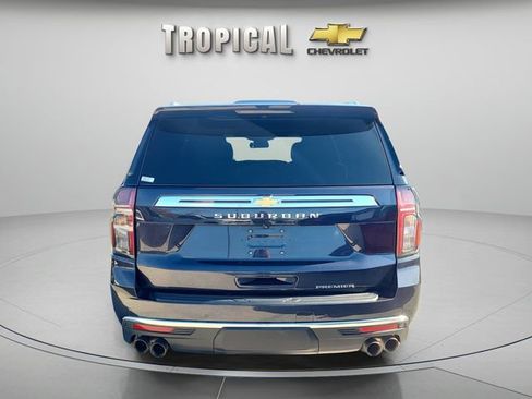 Used 2024 Chevrolet Suburban Premier image 4