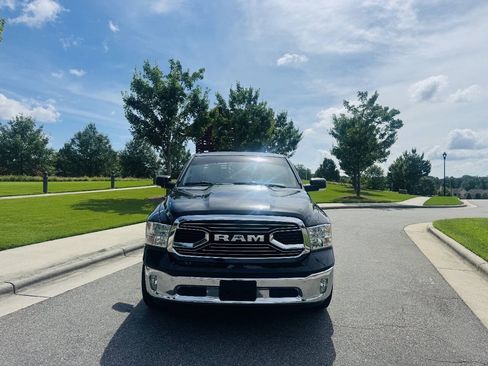Used 2017 RAM 1500 Big Horn RWD image 4