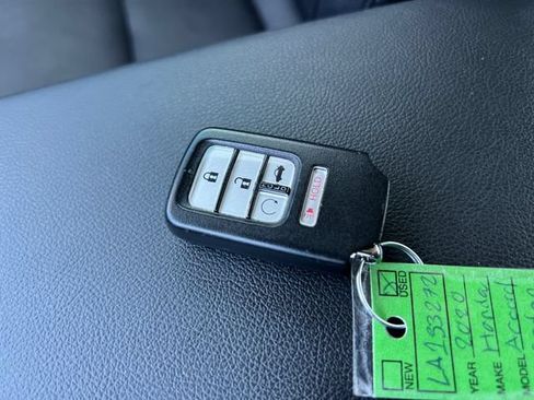 Used 2020 Honda Accord EX-L image 29