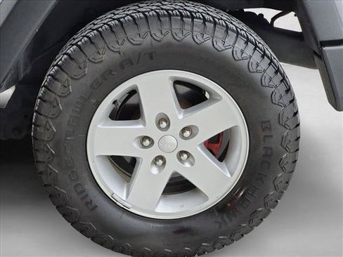 Used 2015 Jeep Wrangler Sport w/ Quick Order Package 23S AWD/4WD image 22
