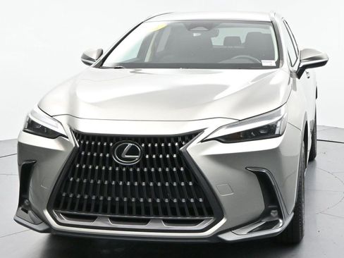 Used 2022 Lexus NX 250 FWD w/ Towing Package (2000 Lbs) image 3