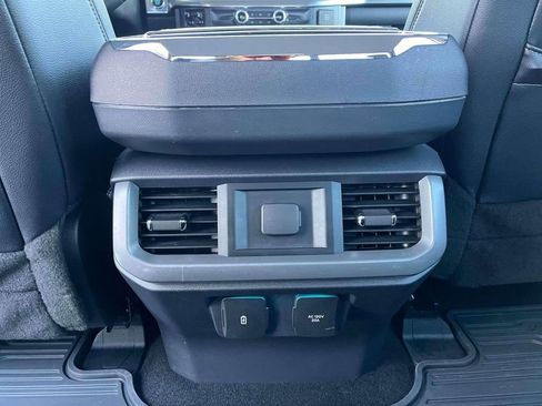 Used 2022 Ford F150 Lariat image 14