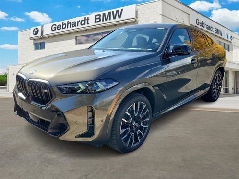 New 2026 BMW X6 M60i w/ Climate Comfort Package image 3