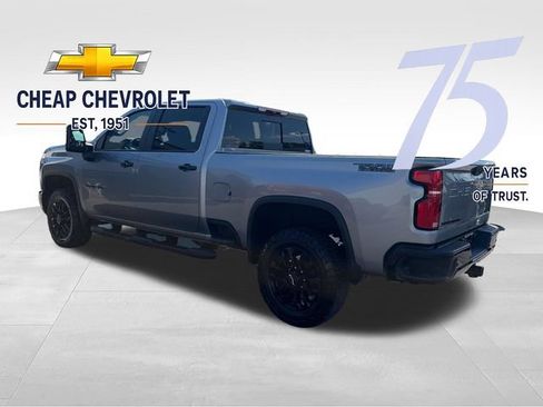 Used 2026 Chevrolet Silverado 2500 LT w/ Trail Boss Package AWD/4WD image 3