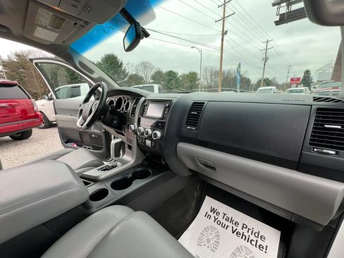 Used 2015 Toyota Sequoia Limited image 20