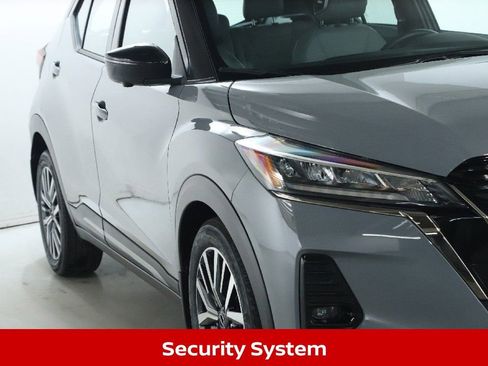 Certified 2023 Nissan Kicks SR w/ SR Premium Package image 11