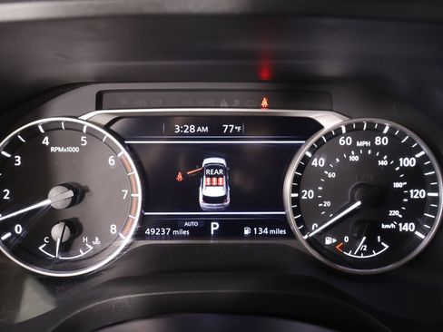 Used 2023 Nissan Rogue SV image 4