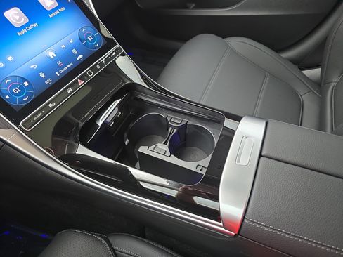New 2026 Mercedes-Benz C 300 4MATIC Sedan image 25
