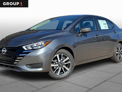New 2025 Nissan Versa SV