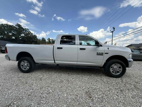 Used 2014 RAM 2500 Tradesman w/ Chrome Appearance Group AWD/4WD image 4