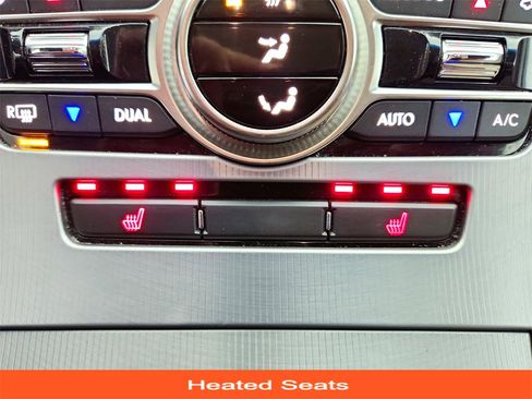 Used 2019 Lincoln MKZ Reserve image 19