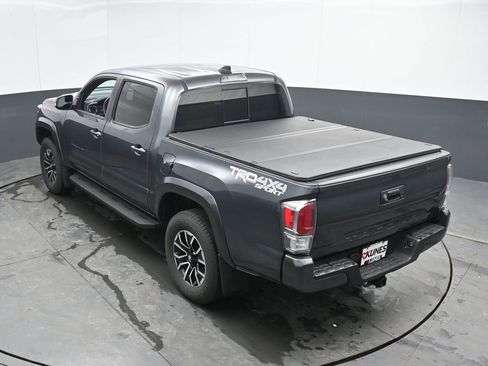 Used 2023 Toyota Tacoma TRD Sport image 40