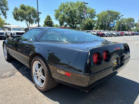 Used 1993 Chevrolet Corvette Coupe RWD image 7
