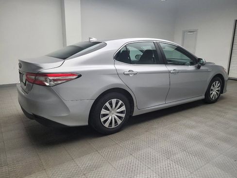 Used 2020 Toyota Camry LE w/ Fleet Convenience Package image 10