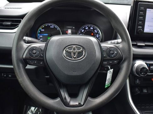 Used 2019 Toyota RAV4 LE w/ Carpet Mat Package AWD/4WD image 13