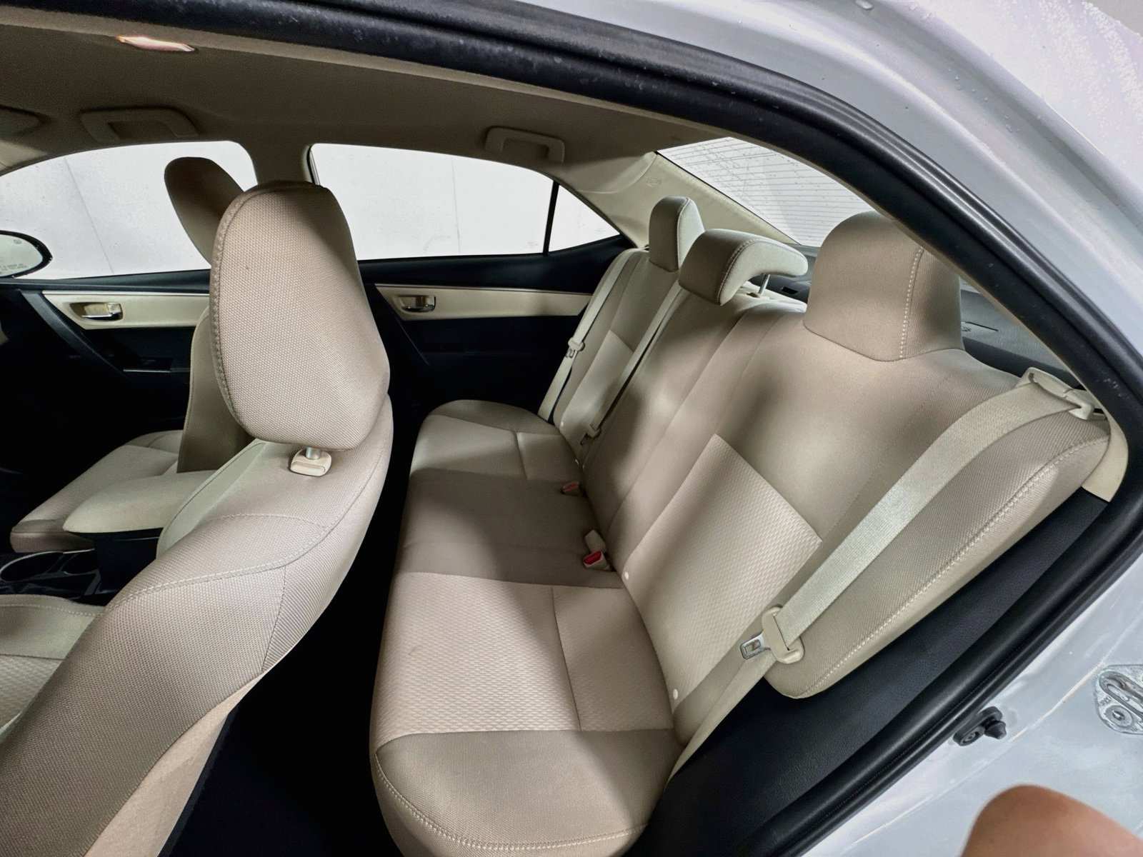 Used 2014 Toyota Corolla LE FWD image 21
