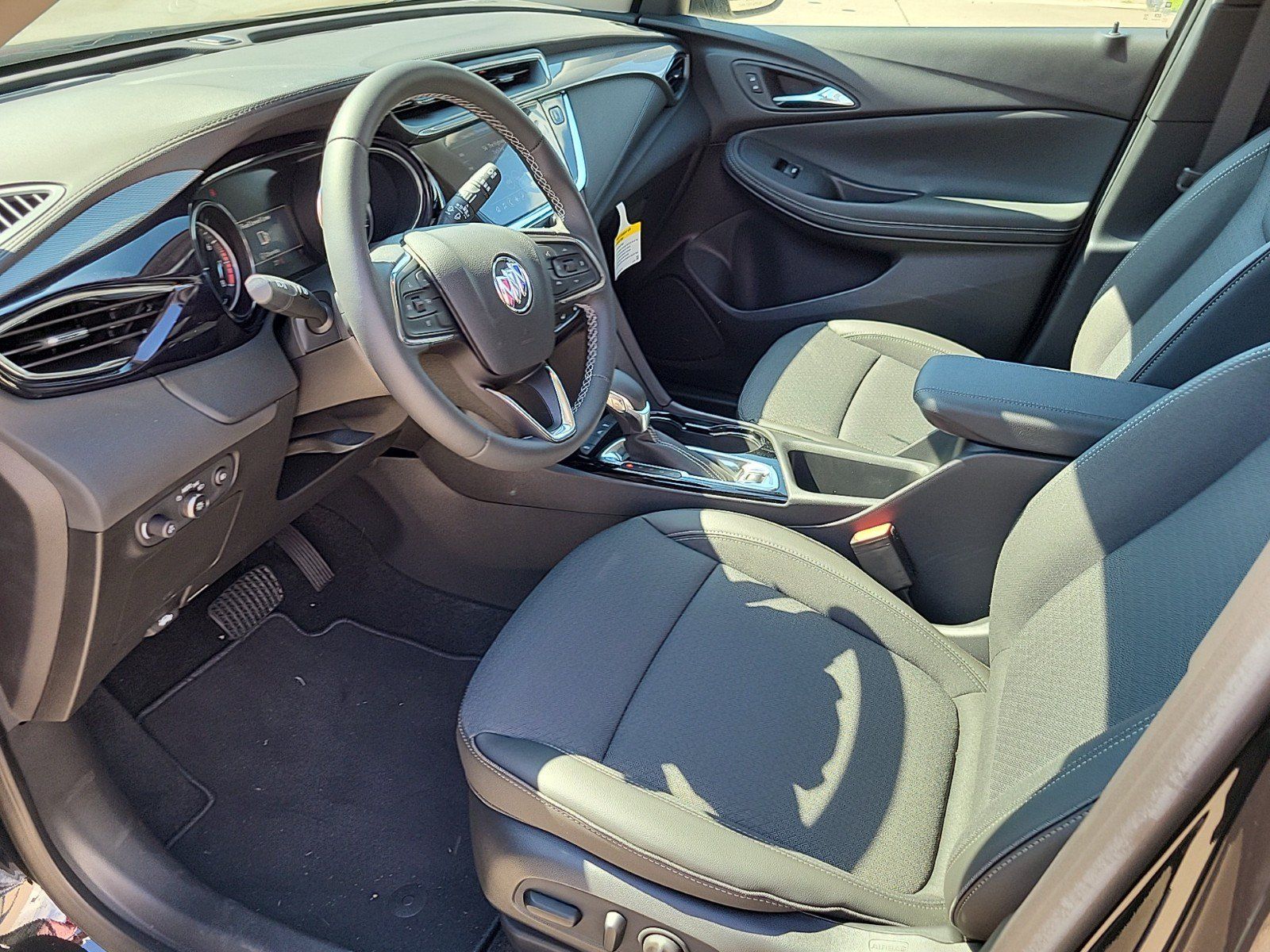 Used 2023 Buick Encore GX Select w/ Sport Touring Package FWD image 14