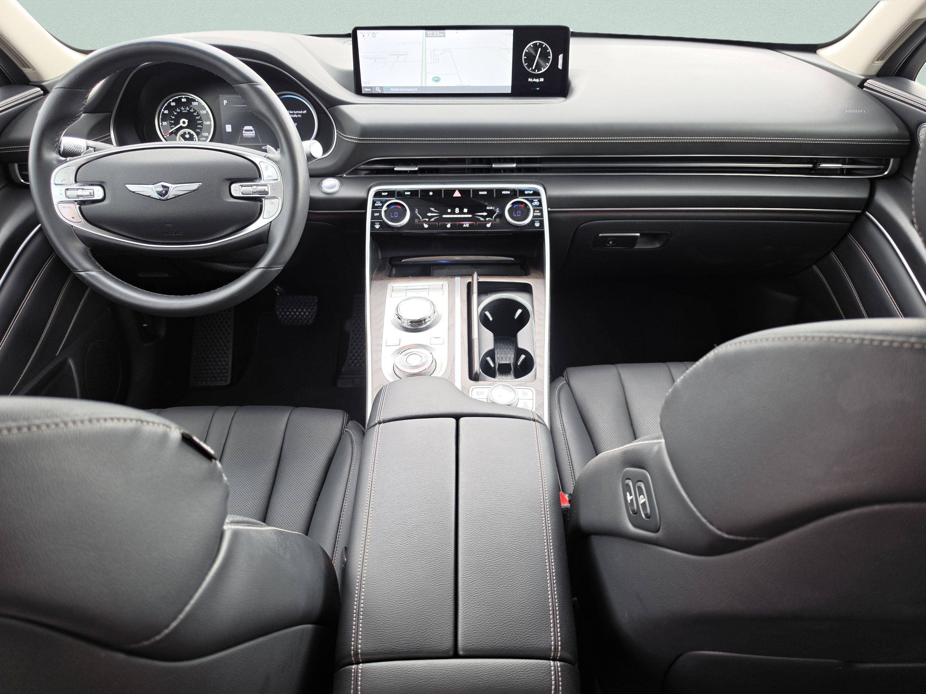 Used 2024 Genesis GV80 2.5T AWD/4WD image 18