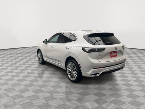 Certified 2024 Buick Envision Avenir image 2