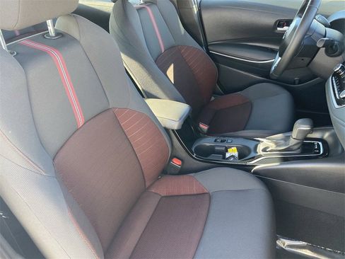 Certified 2024 Toyota Corolla SE image 13