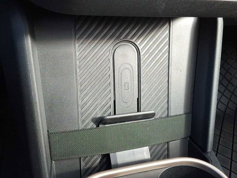 Certified 2025 MINI Cooper S image 23