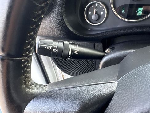 Used 2018 Jeep Wrangler Sport AWD/4WD image 17