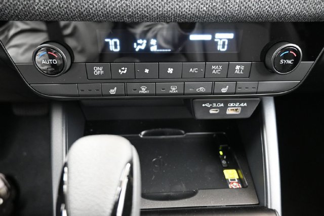 New 2026 Subaru Outback Limited AWD/4WD image 34