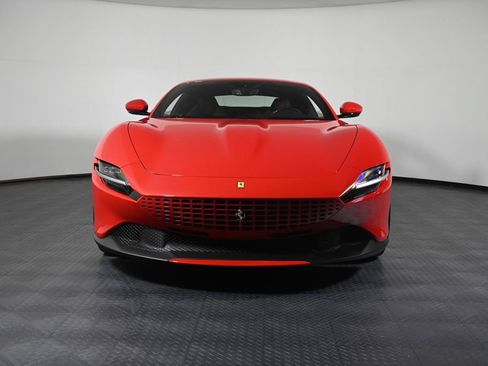 Used 2022 Ferrari Roma RWD image 11