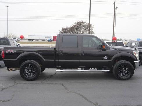 Used 2013 Ford F250 Lariat w/ Lariat Interior Pkg image 5