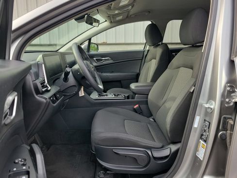 Used 2024 Kia Sportage LX FWD image 18