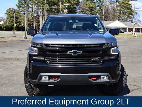 Used 2021 Chevrolet Silverado 1500 LT Trail Boss image 2