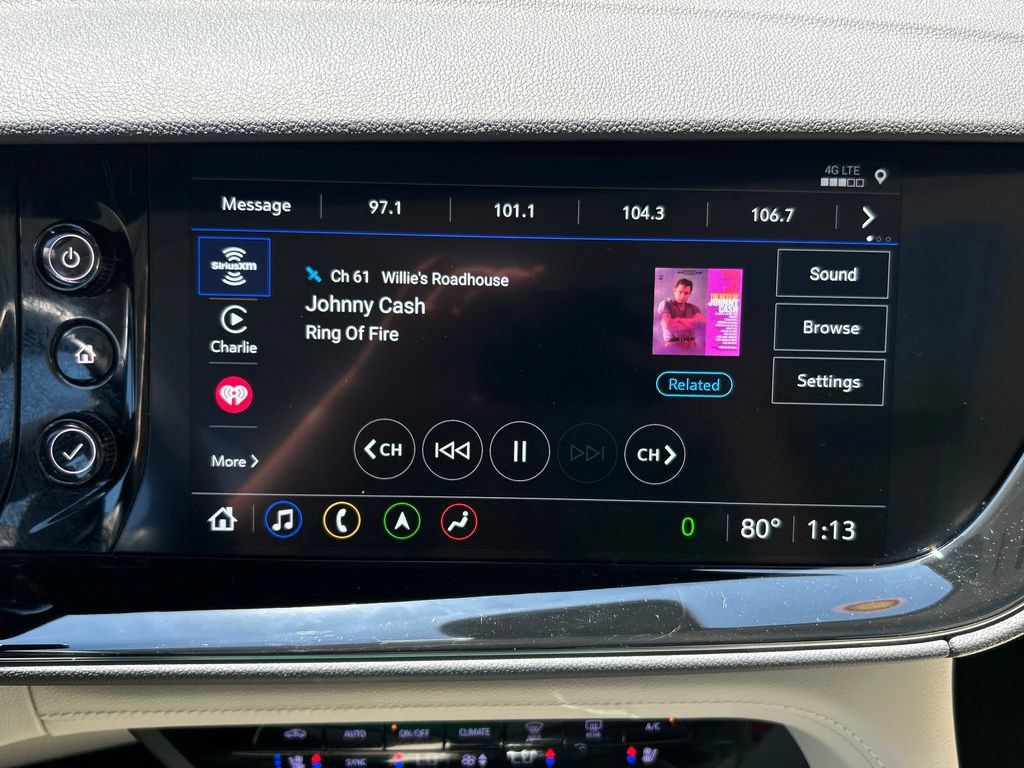 Used 2023 Buick Envision Avenir AWD/4WD image 26