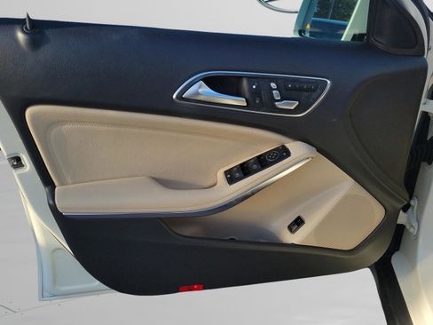 Certified 2018 Mercedes-Benz GLA 250 GLA 250 image 29