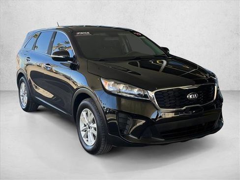 Used 2019 Kia Sorento L image 5