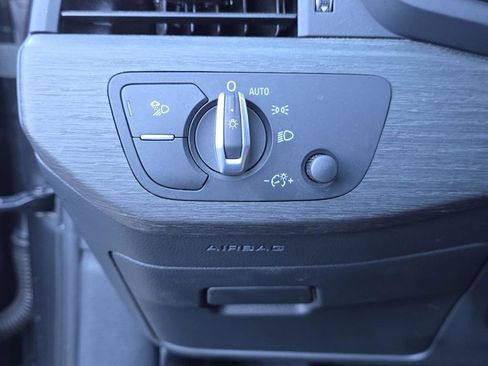 Used 2022 Audi A4 2.0T Premium Plus image 24