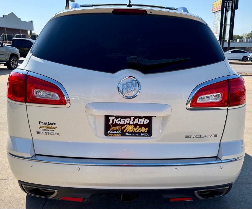 Used 2013 Buick Enclave Premium FWD image 6