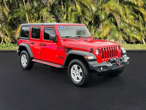 Used 2022 Jeep Wrangler Unlimited Sport S image 2