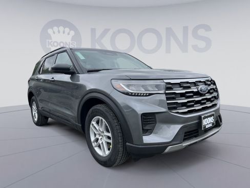 New 2026 Ford Explorer Active AWD/4WD image 10
